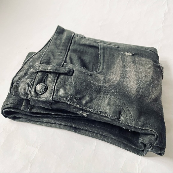 R13 / Sample - Picture 16 of 16